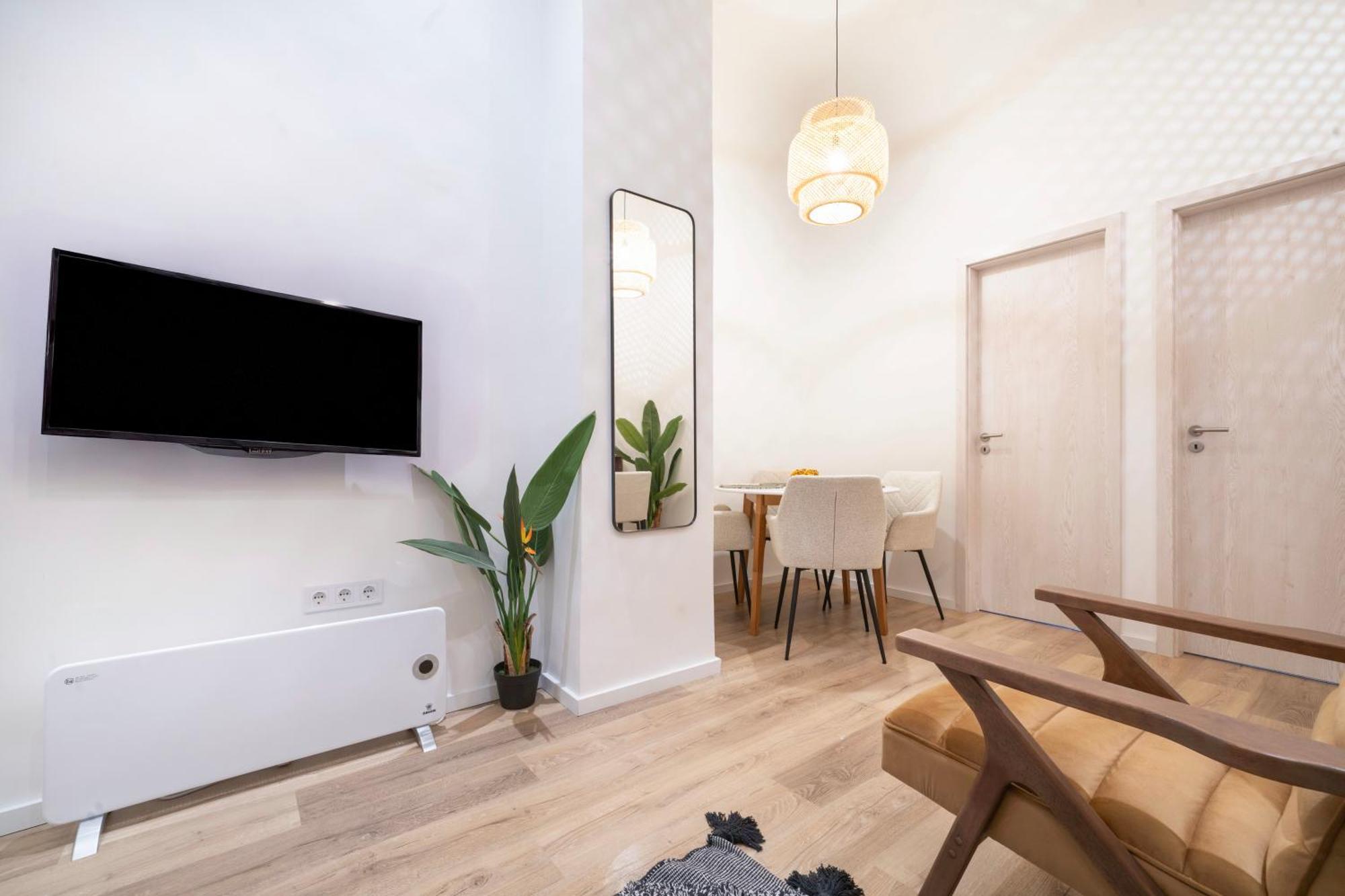 The Grove Hideaway Central 2Br Retreat Budapest Esterno foto